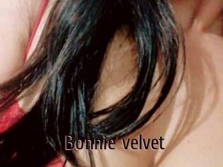 Bonnie_velvet