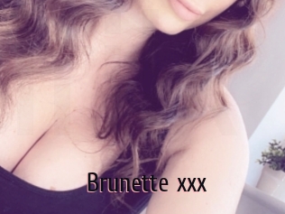 Brunette_xxx