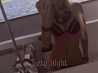 Foxy_night