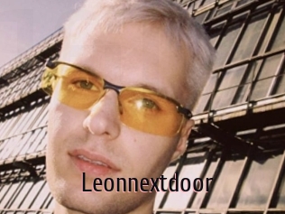 Leonnextdoor