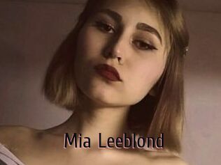 Mia_Leeblond