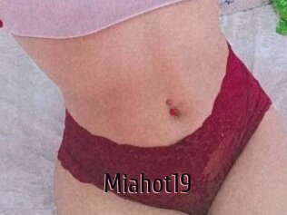 Miahot19