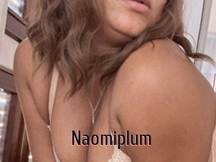 Naomiplum