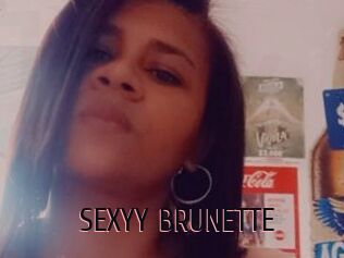 SEXYY_BRUNETTE